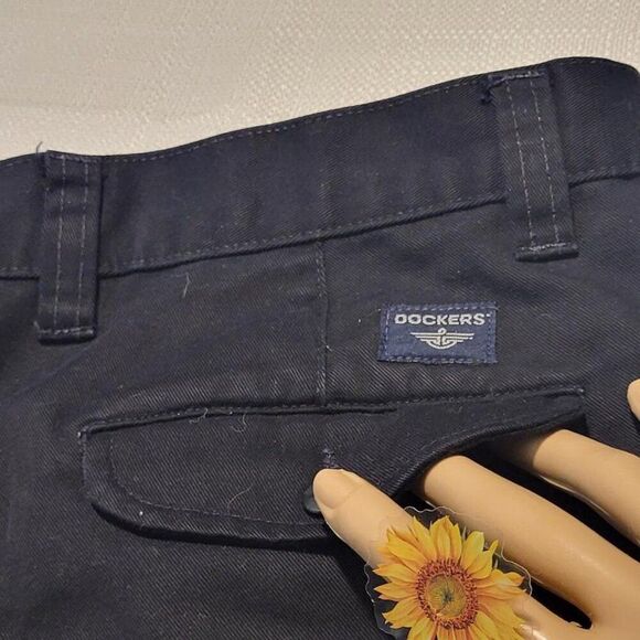 Dockers, Not Worn, Women's Black Pants, Size M - Picture 6 of 7